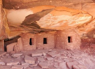 Citadel Ruins and Fallen Roof Ruin